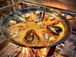 Paella de Mariscos (Seafood Paella) for 1 person