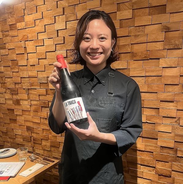 季節毎に数種類のおすすめワインをご用意しております。当店スタッフのおすすめワインは料理にもぴったり！
