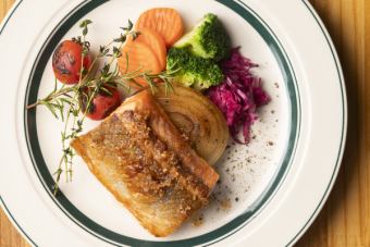 Grilled Atlantic Salmon with Shallot Butter