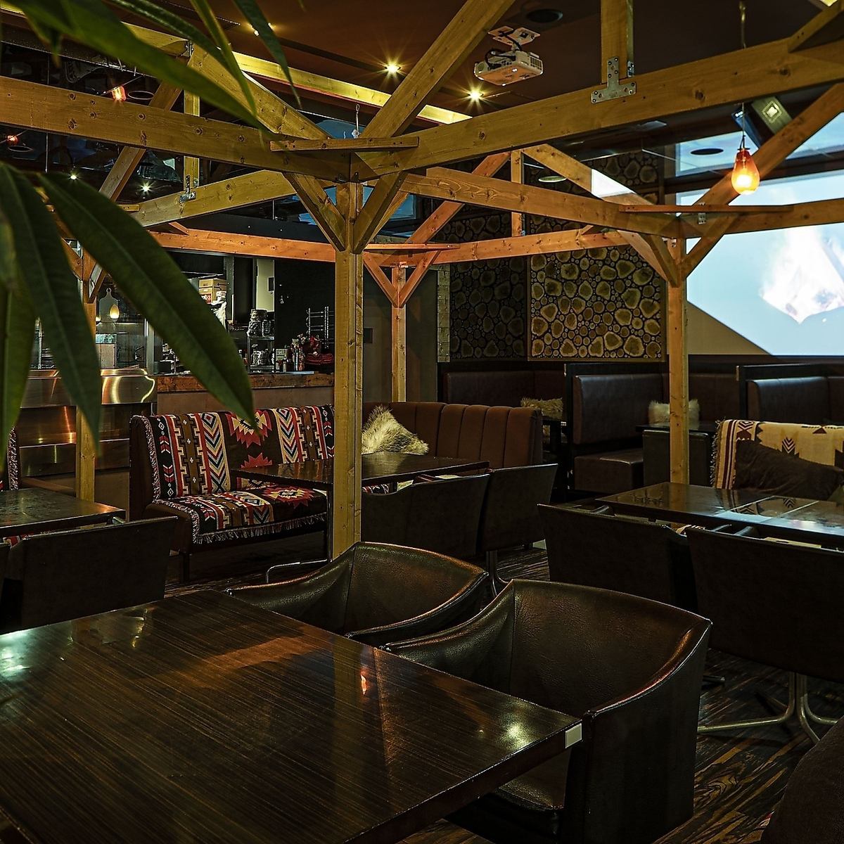 都会の喧騒から離れた非日常空間を余すことなく演出