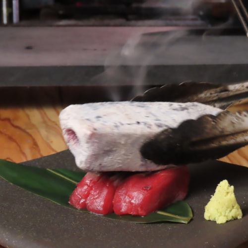 マグロの炙り刺し
