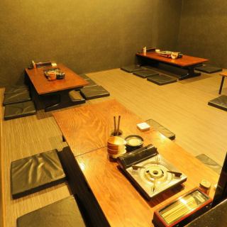 Up to 6 people can be seated in the spacious tatami room. Feel free to enjoy a drink with colleagues on the way home from work or with close friends.