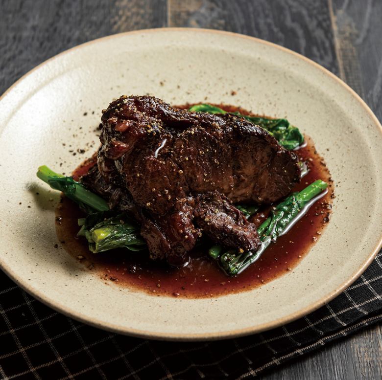 Awaji Island beef stewed in red wine