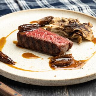 グランフロント大阪を彩るイルミネーションを眺めながら♪