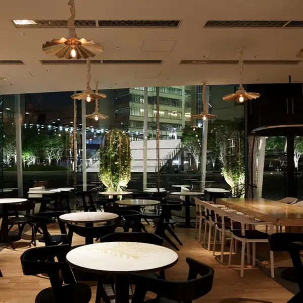 ◎店内完全貸切は最大着席90名様、立食は150名様までOK！プロジェクター貸出やワイヤレスマイクなどの音響機材も完備。ご気軽にお問い合わせくださいませ！