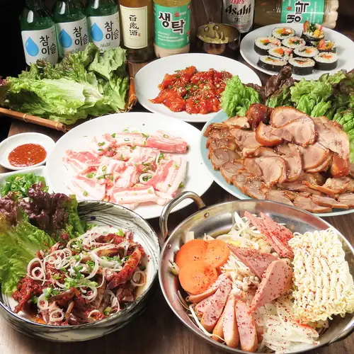 地元密着人気店。コスパ抜群◎量、質ともに自信あり！2H飲み放題付きコース！忘年会・新年会・歓送迎会で！
