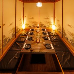 [Smoking OK!] A 1-minute walk from Shinjuku Station, a fantastic space from the entrance with a very mysterious atmosphere.The passage leading to the room is also a Japanese space with soft lighting, so you can spend a relaxing time in a spacious space.