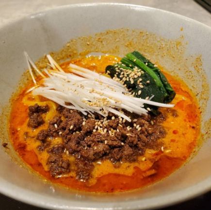 [All-you-can-drink included] Sichuan-style original spicy course featuring Sichuan mapo tofu and Sichuan tantan noodles, 4,000 yen (tax included)