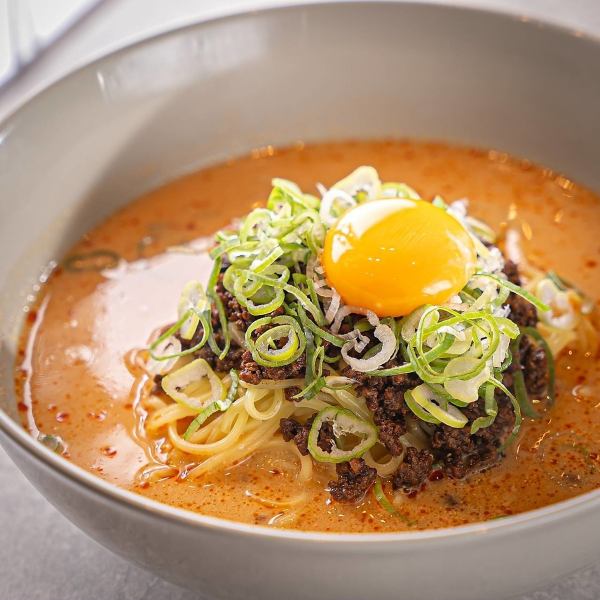 ラーメンの種類8種類！！担々麺は当店の人気ナンバーワン！