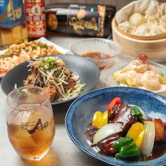 [All-you-can-drink included] A course featuring 7 dishes including spicy chicken, 2 kinds of dim sum, and shrimp mayonnaise: 4000 yen (tax included)