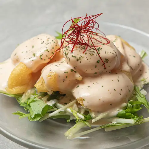 エビマヨから点心、ホルモンまで!多彩な創作中華