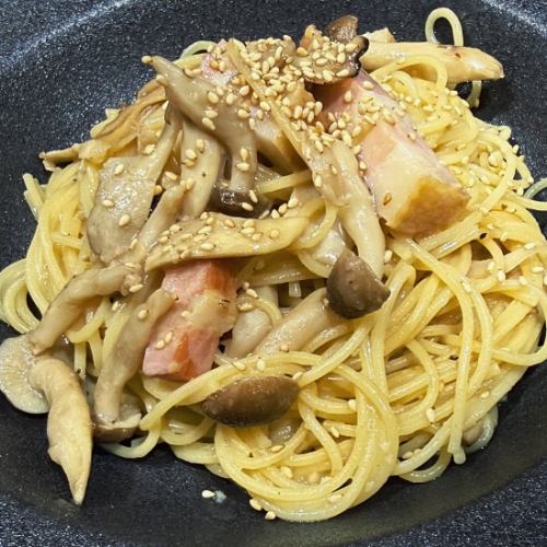 Limited Time Menu
☆Mushroom and bacon Japanese-style butter and soy sauce pasta☆
🎈We are now accepting reservations for takeout🎈
*In addition to the items pictured above, there are approximately 40 other takeout options available.
📍17:00 to 24:00 (LO 23:00)
📍Closed on Tuesdays
📍042-542-7107
#bigora
#Tokyo #Haijima #Akishima #Fussa
#Haijima Station #Akishima Station #Fussa Station
#Italian #Dining bar
#Izakaya #Grill Dining
#Takeout #Takeaway
#beergarden #bbq
#Pizza #Pasta #Salad #Steak