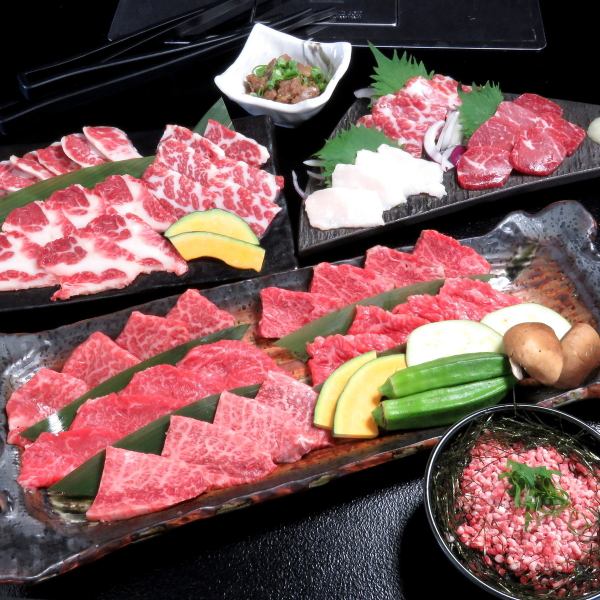 【赤牛ハラミ】や【馬トロご飯】、【馬上赤身】など逸品料理が豊富！熊本の郷土料理を自慢のコースで！