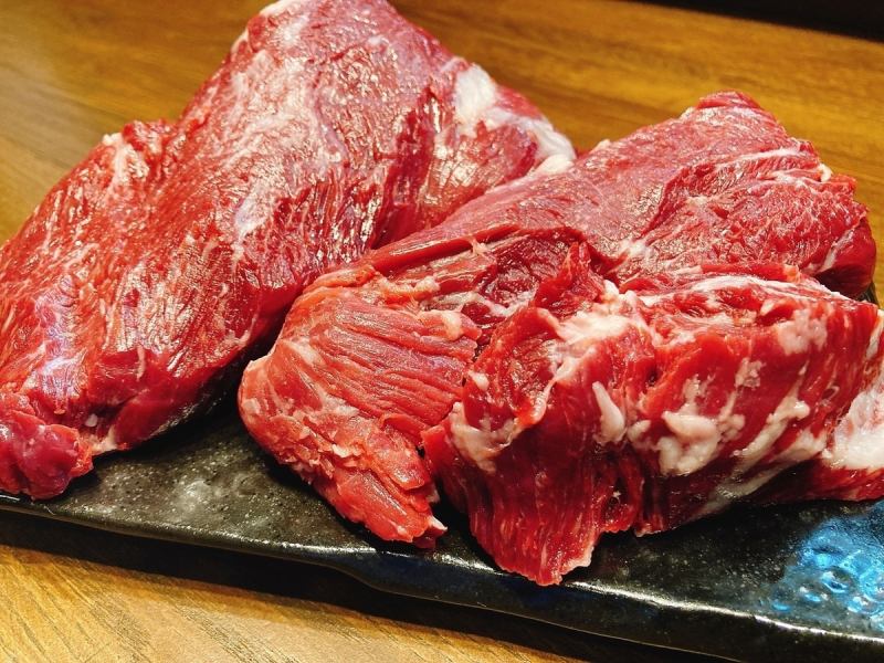 当店イチオシ！グラム単位でさばいてご提供！新鮮な馬肉を自信をもってご提供します◎クーポンで更にお得に
