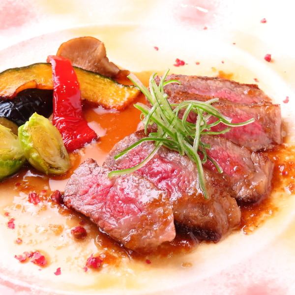【その日限りの逸品を】四季を五感で感じるお料理や限定メニューもご用意しております