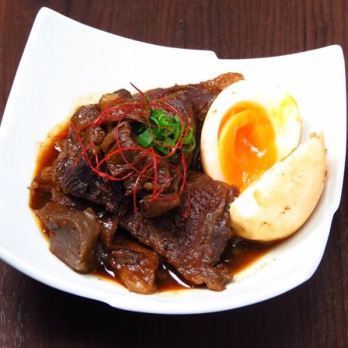 Simmered black beef tendon