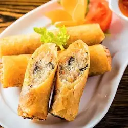 炸蔬菜春卷（2个，每个4片）
