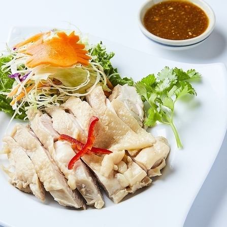 蒸し鶏特製ソースかけ