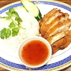 香脆炸鸡饭