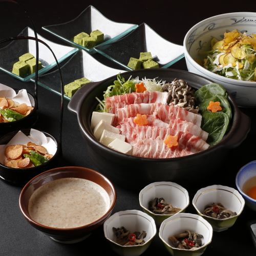 2H飲放付コース3980 円～