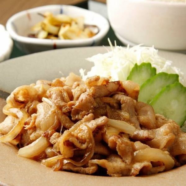 新橋駅チカランチ！コスパ最高の日替わり麦とろ定食