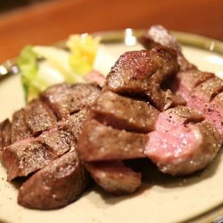 [Commitment to beef tongue] Higher-grade "marbled beef tongue"