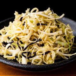 Cabbage with salted kelp