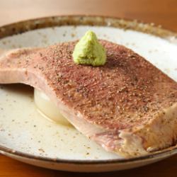 牛だしおでんで炊いたとろける『茹でタン』 