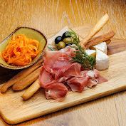 前菜盛り合わせ