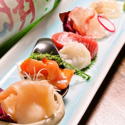 Enjoy seasonal fish delivered directly from Toyosu.The courses are carefully selected creative dishes that change every month!