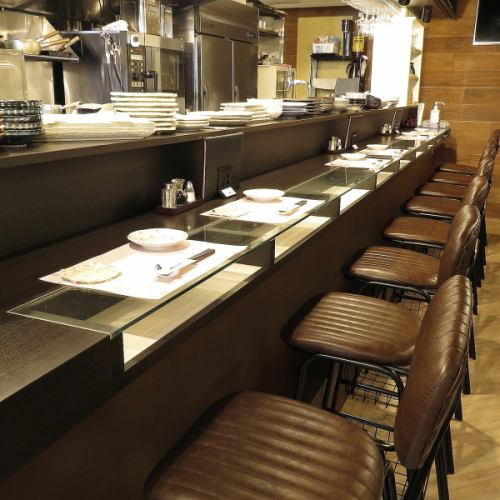 <p>The counter seats have a calm atmosphere, so even one person can relax and enjoy a meal and a drink.It is also perfect for use on a date.It&#39;s about a 1-minute walk from the north exit of Fuda Station on the Keio Line, so it&#39;s easy to access! It&#39;s also within walking distance from Chofu Station.We also offer shochu and sake carefully selected by the owner!</p>