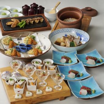 ● 包含 2 小时畅饮（水煮鲷鱼下巴和时令鱼串套餐 7,000 日元）