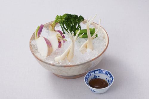 かぶりつき野菜の盛り合わせ