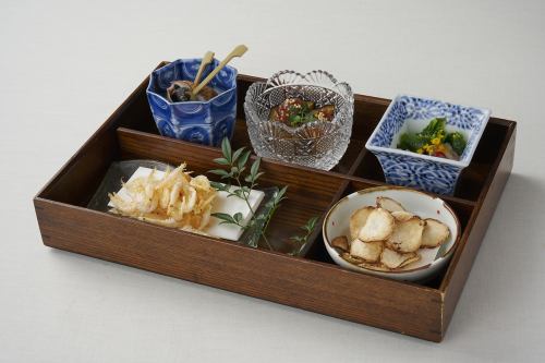 酒のあて５種盛り合わせ