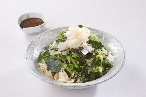 五種のレタスと海苔のグリーンサラダ