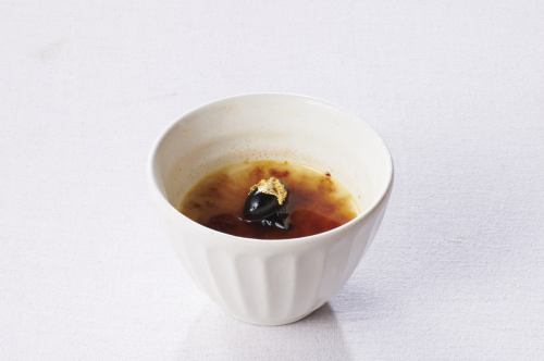 蕎麦茶のプリン黒豆ブリュレ