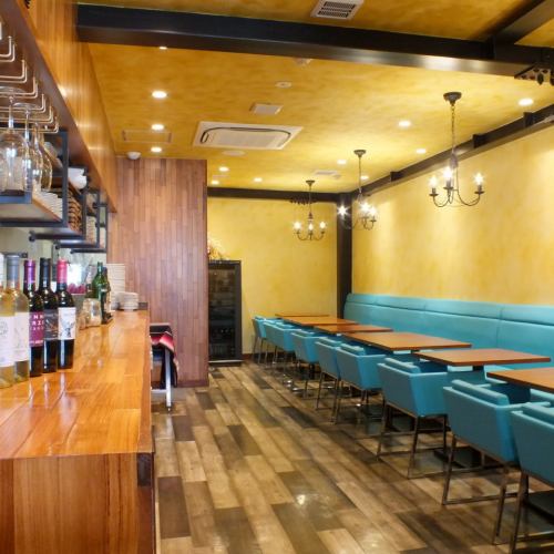 1階のハワイアンブルー○