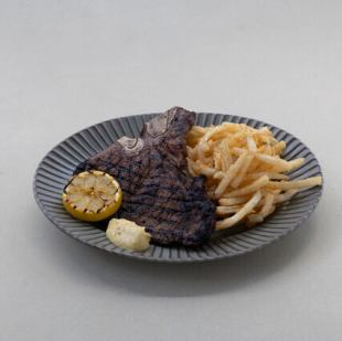 Lボーンステーキ 300g/フライドポテト・グリルドレモン