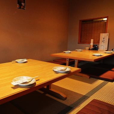 The popular private room fragrant smell of Hinoki is a sophisticated adult space.It is possible to party from a small group to 14 people.It is recommended for various parties such as entertainment and girls' society ♪ Because of popularity, reservation is early.