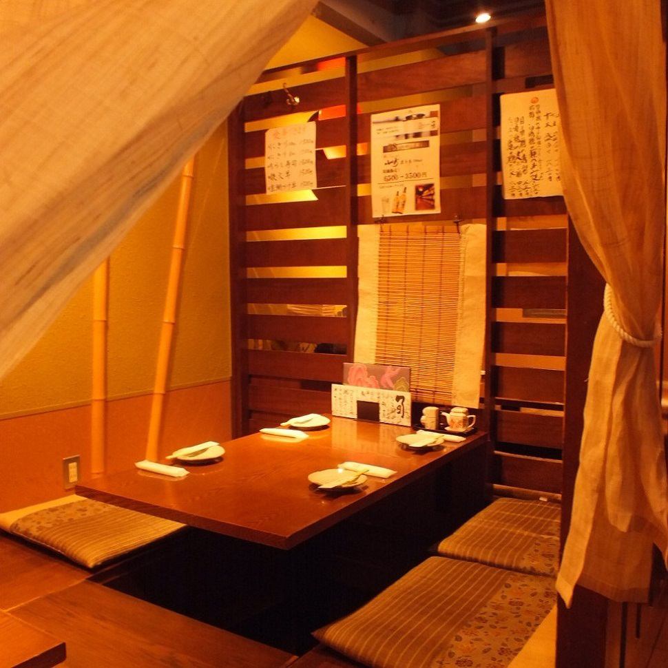 느긋한 일본식 공간에서 맛보는 창작 일식.6~8명용 개인실 있음♪