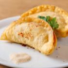 藻塩で食べる揚餃子