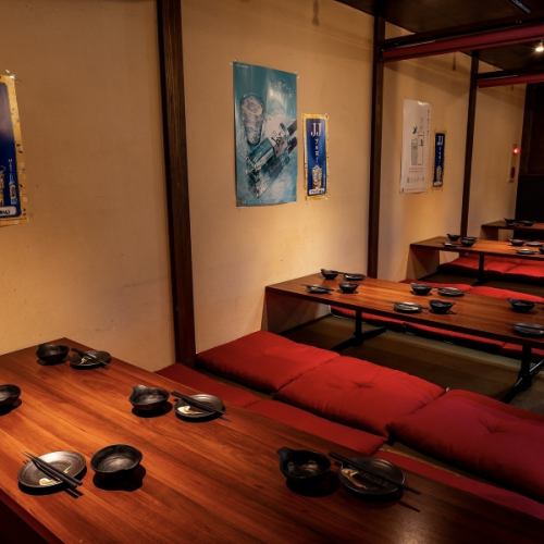 団体利用に便利な大広間は、最大70名様までご案内可能。掘りごたつ式で長時間の宴会も快適に過ごせます。歓送迎会や会社宴会、打ち上げなど大人数での集まりに最適なお席をご用意しています。