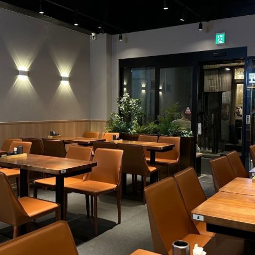 お洒落な空間で焼き鳥を！