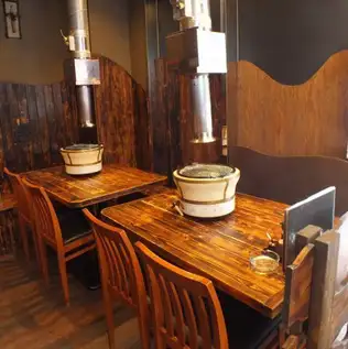 A warm and inviting atmosphere with the comforting feel of wood.Enjoy it with your family and friends.
