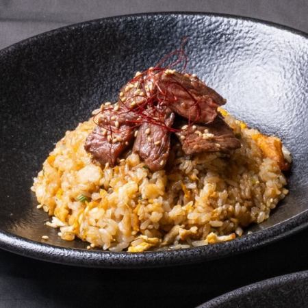 肉チャーハン