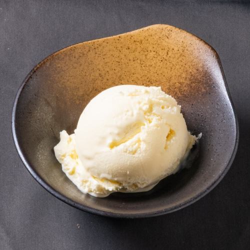 アイス各種（バニラ・チョコ）