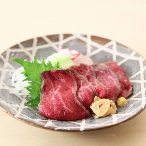 国産牛 白老牛のタタキ