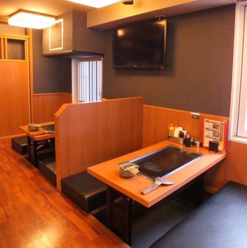 【全席掘りごたつ席】小さいお子様のいるご家族にも嬉しい広々掘りごたつ席完備です