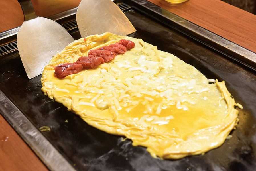 『鉄板で作る玉子焼き』/とろろ焼き/モツ焼き/ハツ/レバーなどなど