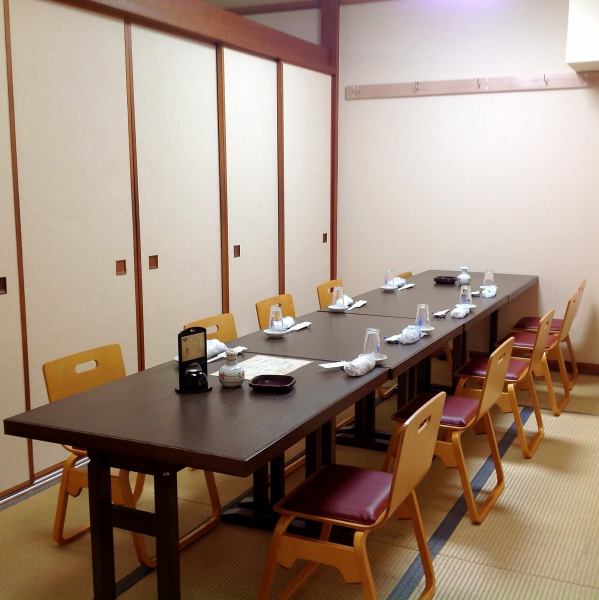 Private room banquet is for 5 people ~.Private room banquets for up to 70 people are possible !!